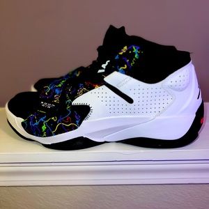 Size 11 Men’s Jordan Zions 2